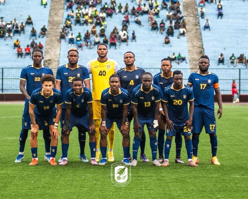 L'équipe première des Aigles du Congo réunie avant un match